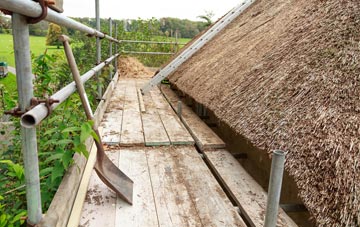 advantages of Kings End thatch roofing